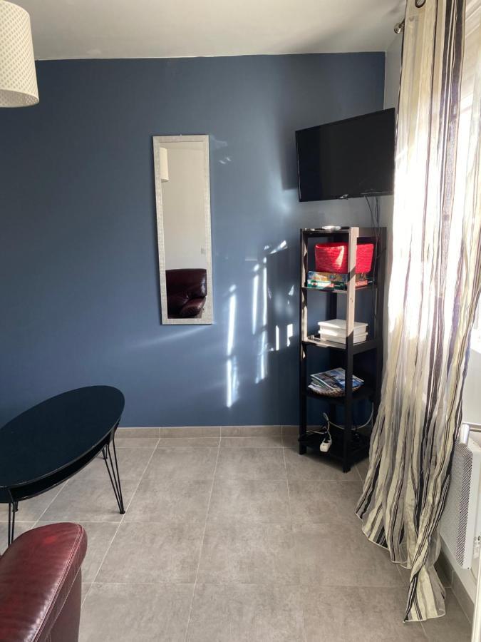 Holiday home Maison De L'ancre Centre Les Roses Avec Parking Prive Et Wifi *